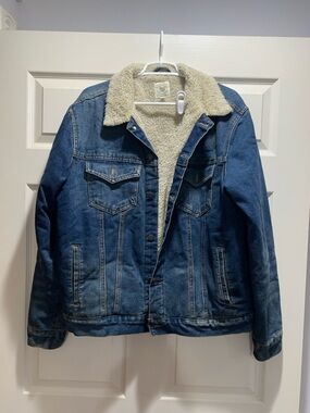 Unisex True Craft Blue Denim Jacket with Cream Sherpa Lining